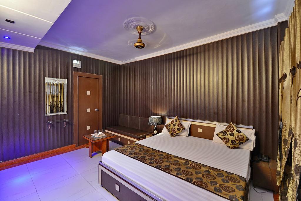Hotel New Mg Residency Amritsar Exterior photo