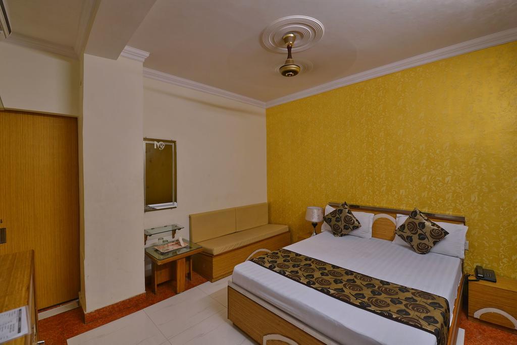Hotel New Mg Residency Amritsar Exterior photo
