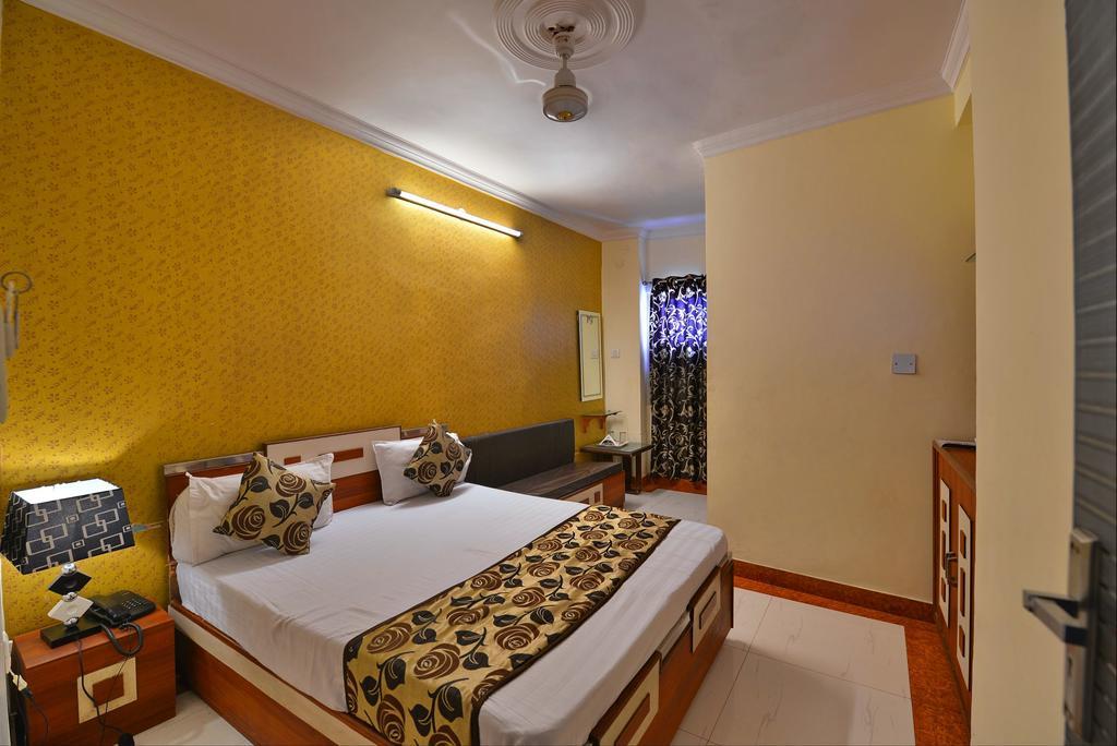 Hotel New Mg Residency Amritsar Exterior photo